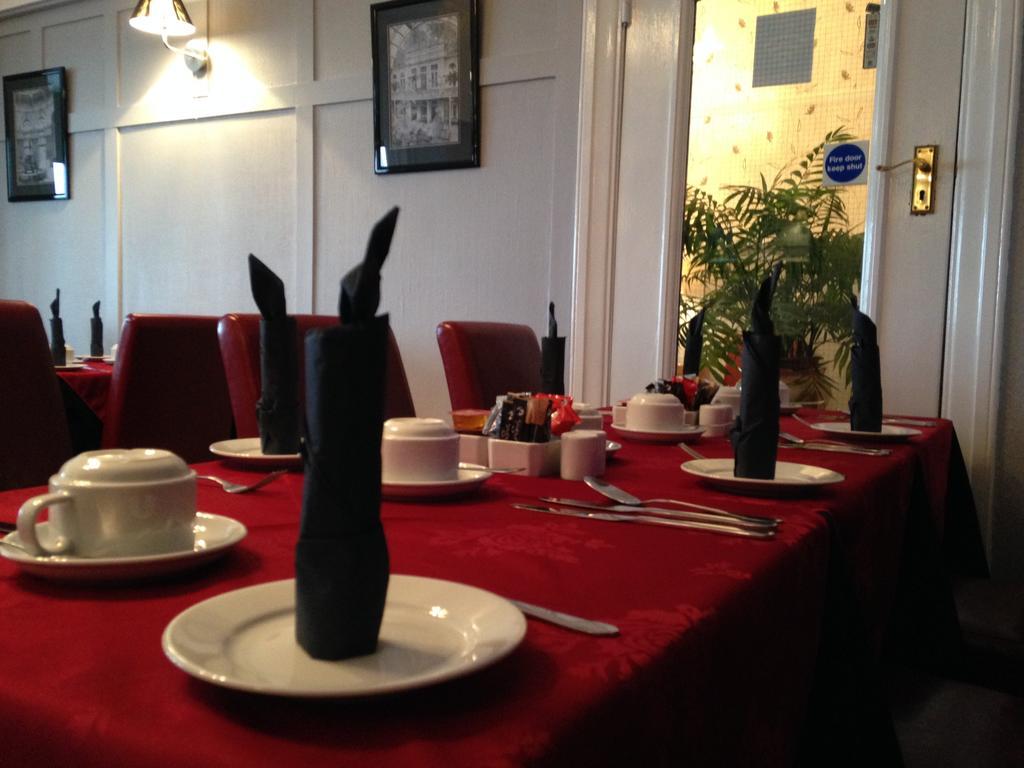 Windsor Park Hotel Hotel 4*