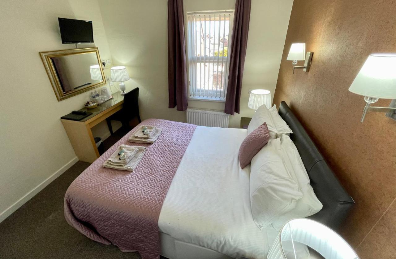 Windsor Park Hotel Hotel