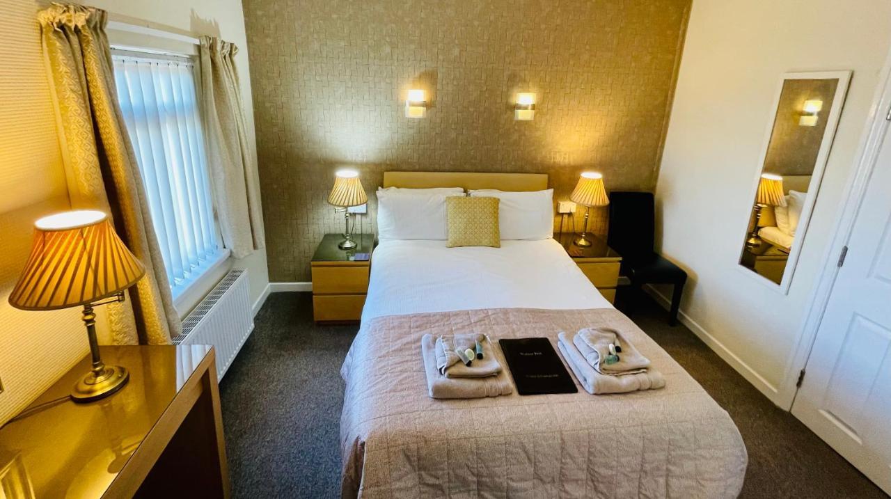 Windsor Park Hotel Hotel
