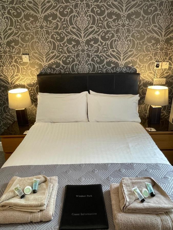 Windsor Park Hotel 4*
