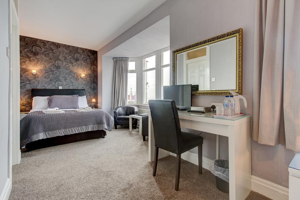 Windsor Park Hotel